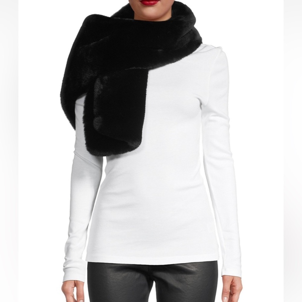 Brand new with tags! Christin Siriano New York. Black faux Fur scarf